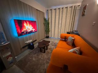 Stylish 1BR Getaway near TRM with Board Games - 5