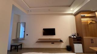 The Sultan Hotel - 7