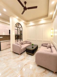 Chic 1BHK Apartment Luxury River & Valley Views - 1