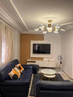 3-bedroom apartment with living room and fully equipped kitchen - 0