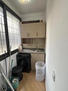 3-bedroom apartment with living room and fully equipped kitchen - 7