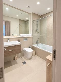 Yas Island Luxury Studio - Infinity Pool and Spa - Yas Golf Collection - 2
