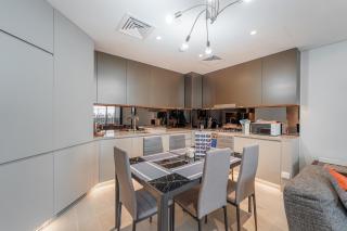 Ultra Luxury and New Downtown Escape with Pool View - 4