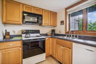 Highridge Condo Unit B16 - 2