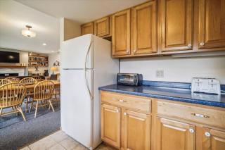 Highridge Condo Unit B16 - 1