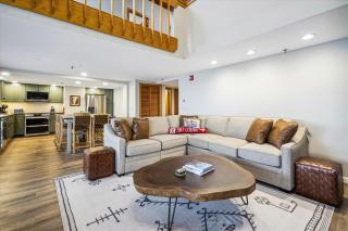 Highridge Condo Unit B7 - 9