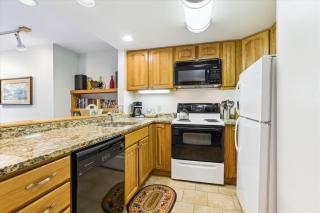 Highridge Condo Unit F2 - 1