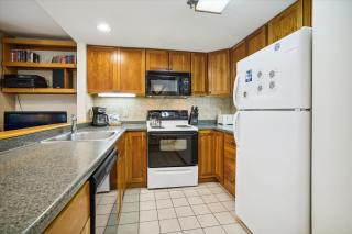 Highridge Condo Unit B1 - 3