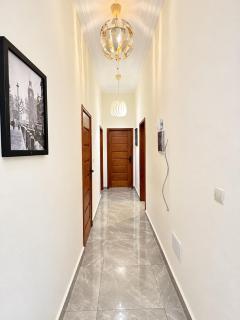 Living Home - 6