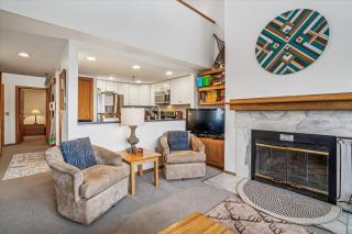 Highridge Condo Unit B20 - 6