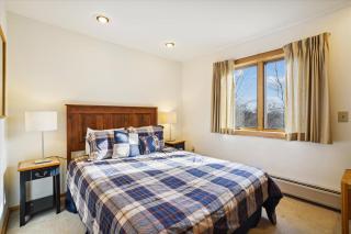 Highridge Condo Unit J5A - 0
