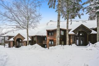 Highridge Condo Unit J5A - 3