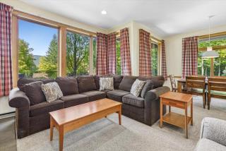 Highridge Condo Unit D18 - 5