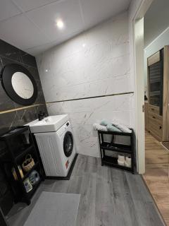 Riverside cozy 2-room apartment in a good location - 6