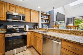 Highridge Condo Unit D19 - Killington - 4