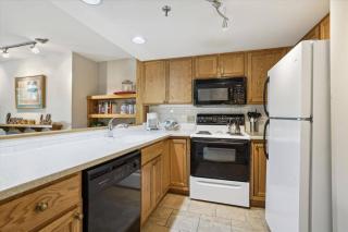 Highridge Condo Unit C1 - 5
