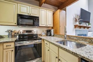 Highridge Condo Unit C7 - 1