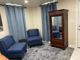 The Garden Apartment at The Craftsmen - 9