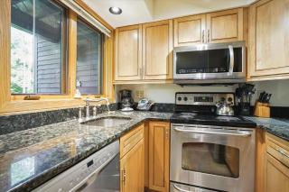 Highridge Condo Unit J6 - 6