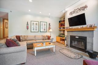 Highridge Condo Unit D14 - 0