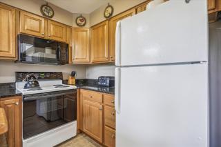 Highridge Condo Unit J3 - 2