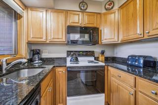 Highridge Condo Unit J3 - 3