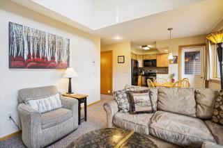 Highridge Condo Unit J5B - 6