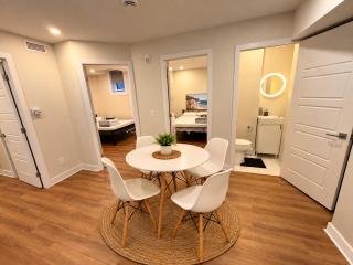 3 Bedeoom apartment in Heart of Montréal - 9
