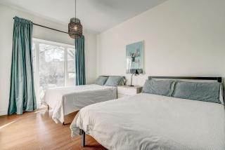 St-Laurent Boulevard - Private Floor, 2 Apartments - 7
