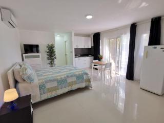 SERENARA STUDIOS and SUITES playa LOS CORALES - 8