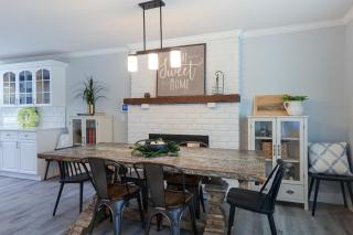 Outdoor Oasis w/ Hot Tub & Pool! Milford Gem - 4