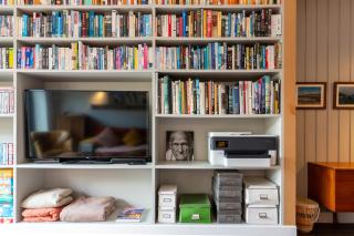 Stylish 2 Bed nr Lough Uni/ parking / sleeps 4 - 4