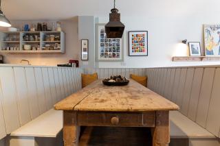 Stylish 2 Bed nr Lough Uni/ parking / sleeps 4 - 2