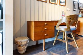 Stylish 2 Bed nr Lough Uni/ parking / sleeps 4 - 3