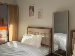 October Plaza Luxury Apartment - 2