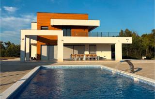 Stunning Home In Bukovica Utinjska With Sauna - 2