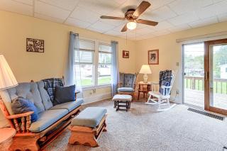 1 Mi to Downtown! Cute Cambridge Getaway - 1