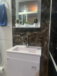APARTAMENTOS É de casa unidade 02 - 4