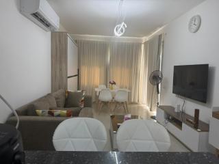 1BR Chalet in Einbay Minutes to Pool - 9