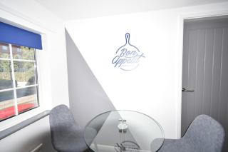 1 Bed apartment / free parking/castle donington - 4