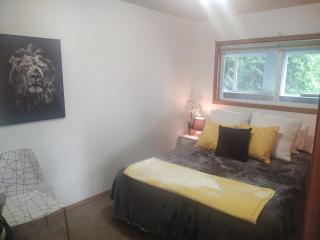 Forest Retreat 1 bdrm Covered Parking, pets ok - 4
