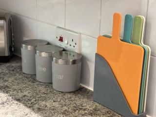 The Aldridge 2 Bedroom Apartment with FREE parking - 5