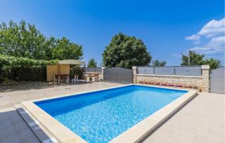 Beautiful Home In Radovani With Private Swimming Pool, Can Be Inside Or Outside - 6