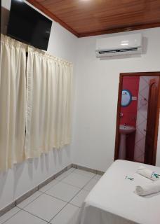 Marje Vögeli Hostal Iquitos Peru - 7