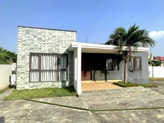 2-Bedroom House - 9