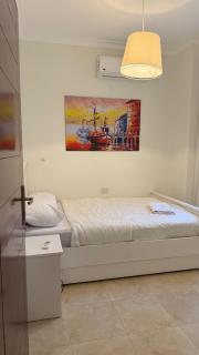 Luxury 3BR Sea View Residence Soma Bay By Faramawy - 9