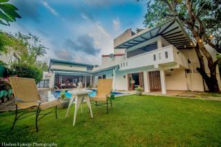 Serendipity Lake Villa - 8