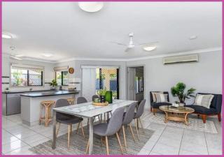 Mount Louisa Magic - 3