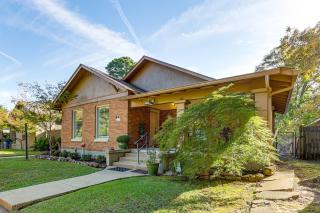 Pet-Friendly Home w/ Fenced Yard in Texarkana - 6