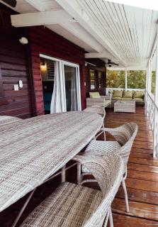 Maitri of Roatan - 4